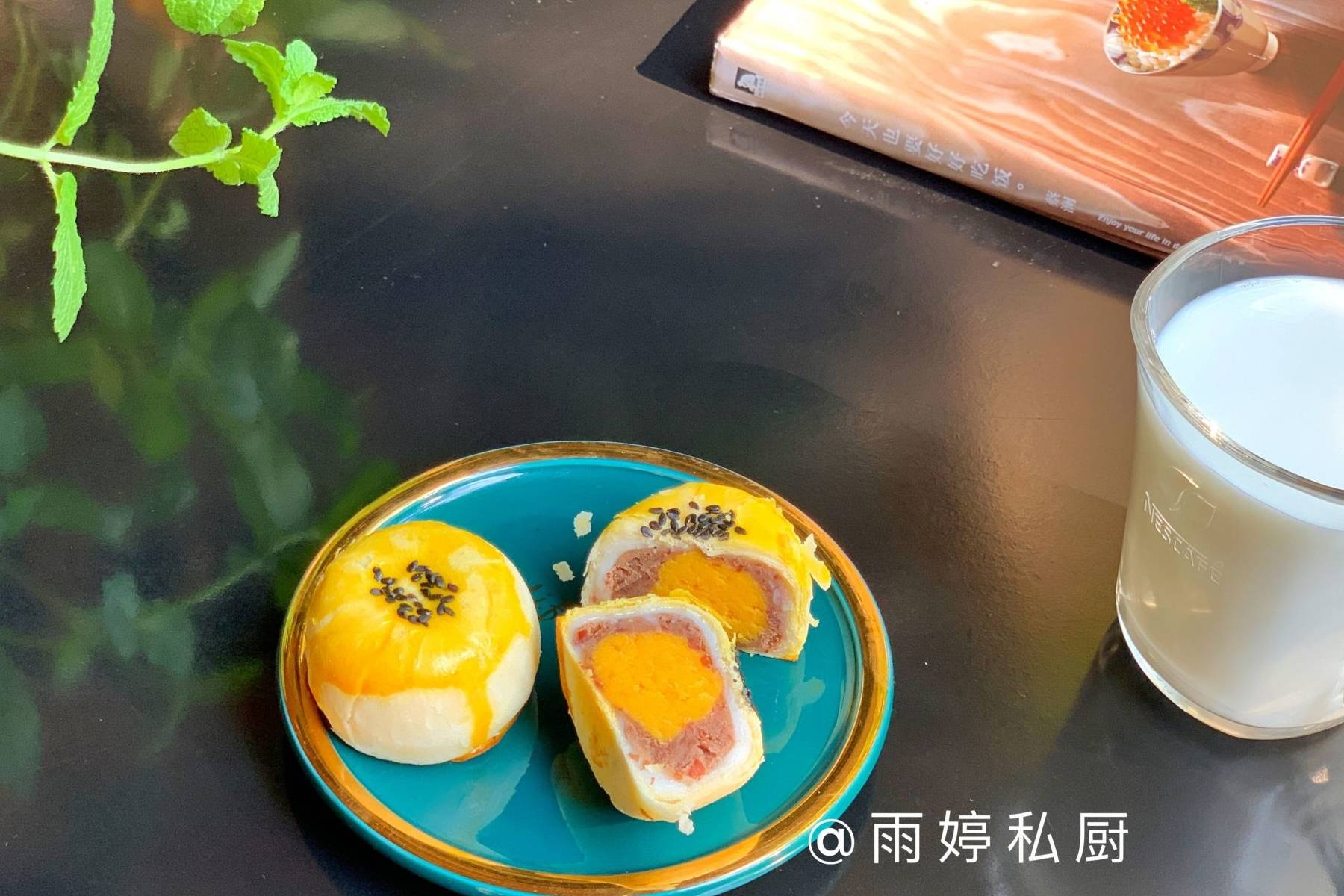 蛋黄酥|5款提升幸福感的零食,看到第1就忍不住,见到一定要囤,好吃不贵