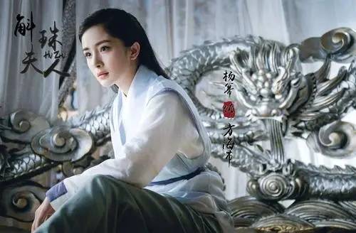 发型|知名女演员新剧出预告，预告槽点多，能够成为爆款吗？