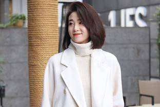 身材 钟丽缇为吸睛挺拼的,在老公面前穿镂空长裙,身材丰满感挺突出的