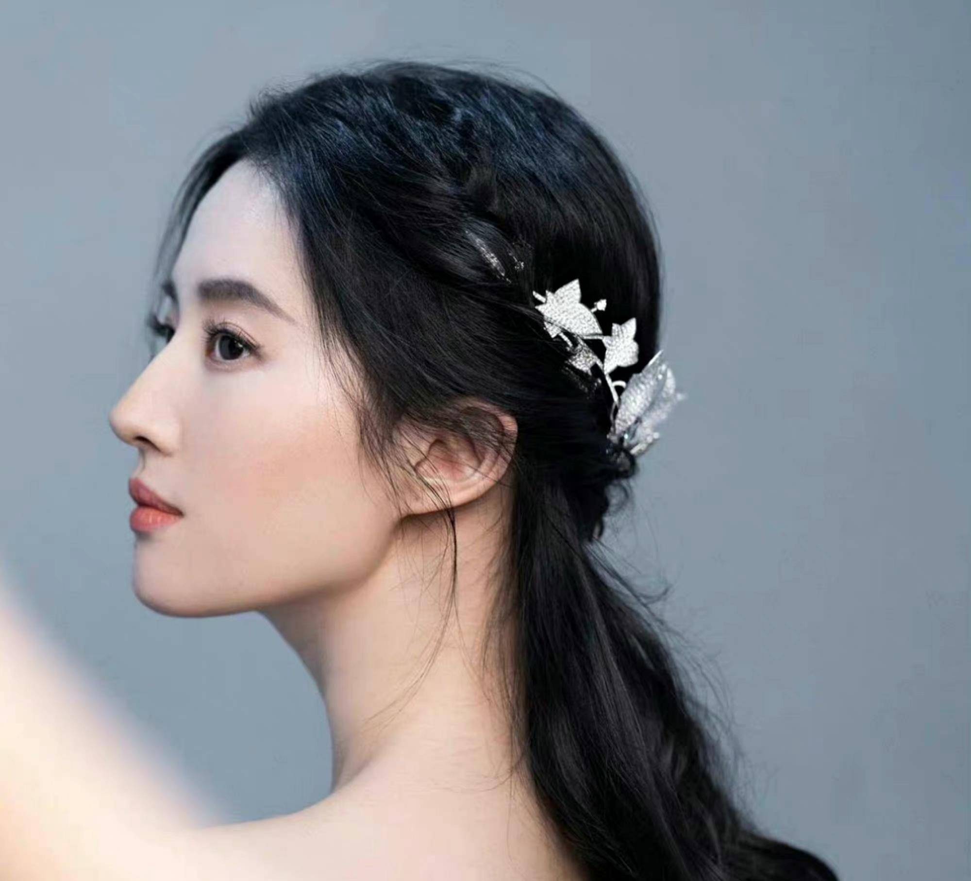 分析 刘亦菲只能是神仙姐姐吗?