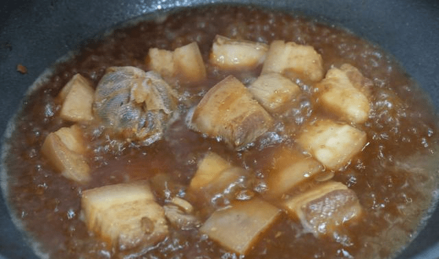 汤汁|天冷了想吃卤肉,趁着肉价便宜煮一锅,香喷喷太诱人,做法分享