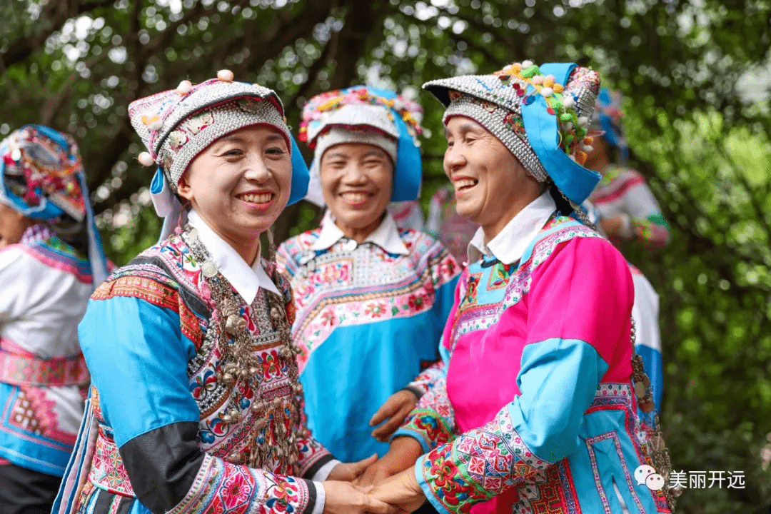 少数民族有哪些习俗 aa5b92ba779d4ce6a1ef08dbdb107d77.png