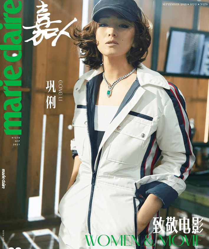 校服 巩俐真是穿啥都好看，一身校服露出小肚子，感觉仍然很高级