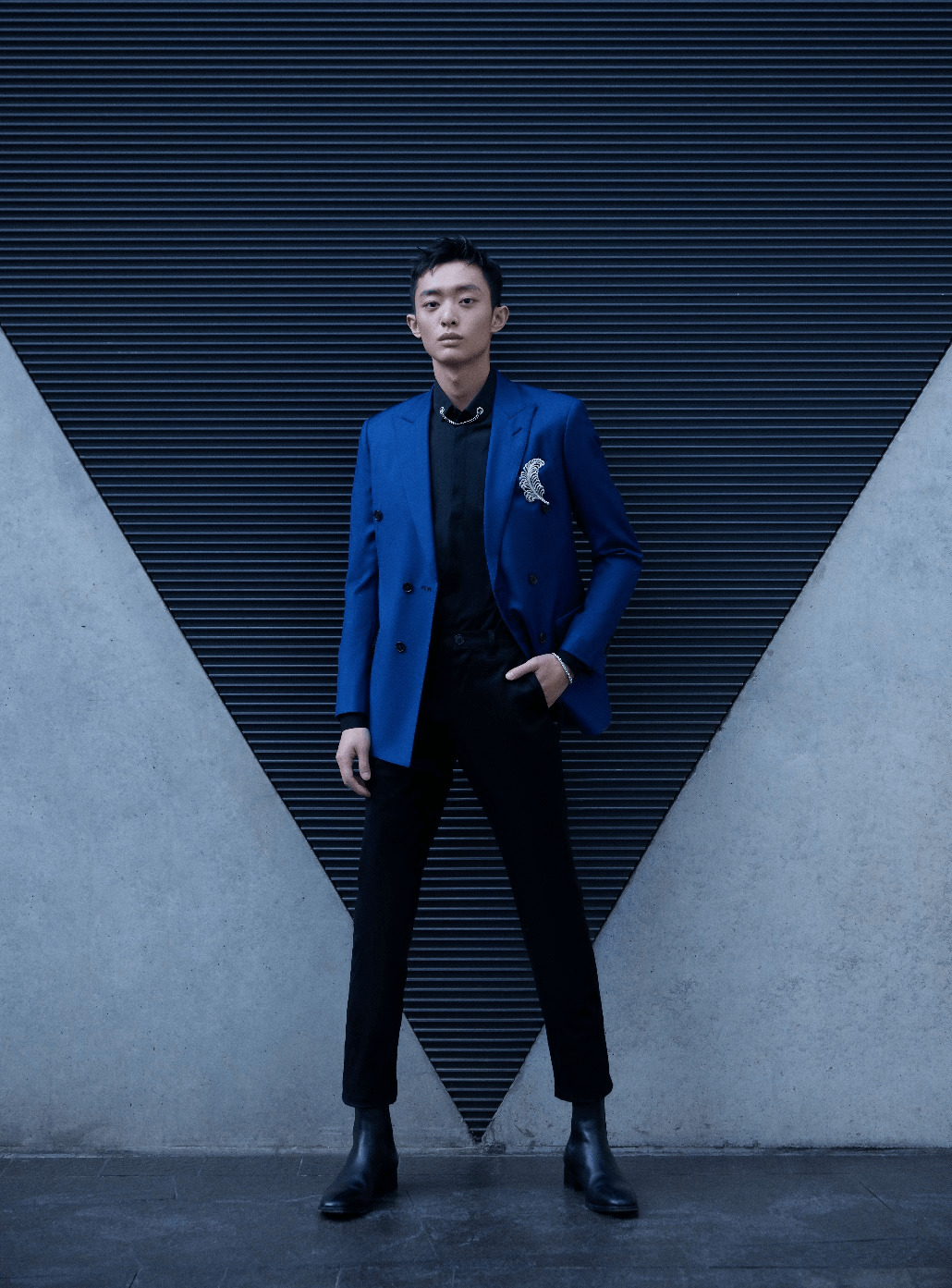 白宇帆佩戴de beers forevermark戴比尔斯永恒印记美钻