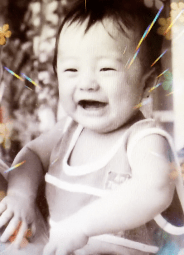 原创陈赫36岁生日妈妈晒大量童年照为儿子庆生朱桢尹正凌晨送祝福