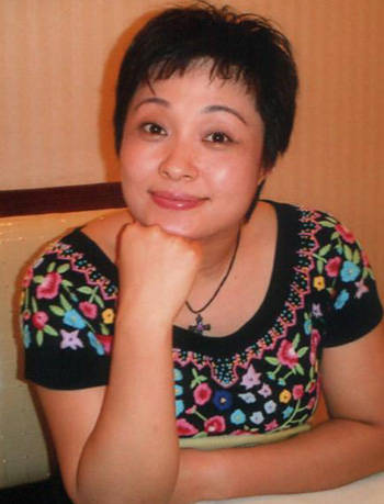 张秋芳告慰傅彪咱们的儿子成才了这辈子我永远爱你