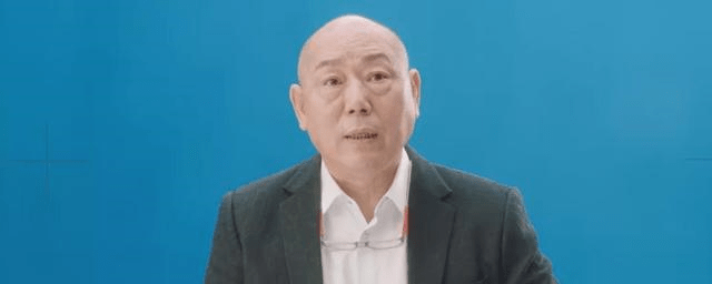 电影|《导演请指教》开播，毕志飞被李诚儒狠批，选演员拍戏无人搭理