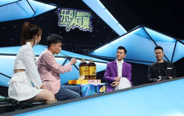 fit|「十朝元老」变身揸fit人,宋嘉其邀你加入《乐队风暴》群聊