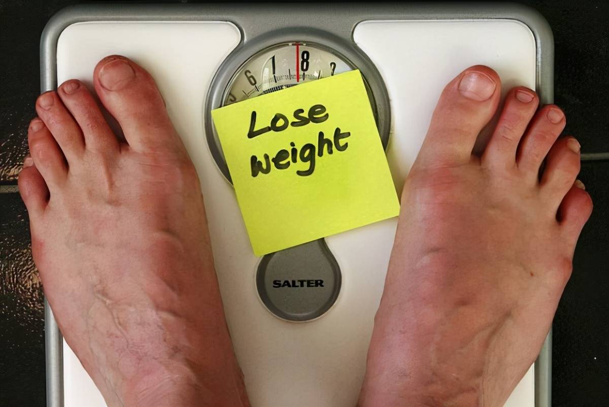 并发症|糖尿病的警告信号都有哪些？医生这样说，赶紧记下来