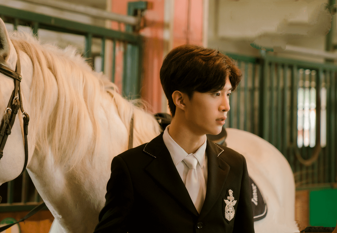 冯绍峰|迷雾剧场新剧又扑了，设定敷衍，冯绍峰瞪眼式演技，范丞丞只会耍帅