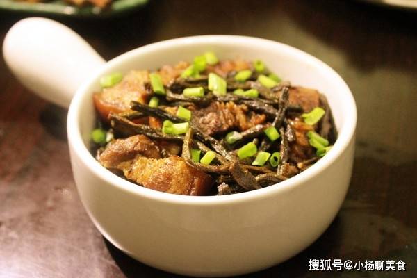 清水|天冷了,家人特馋这个菜,从小吃不腻,简单炖一炖,冬天吃特下饭