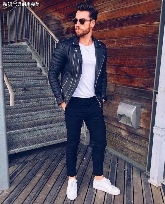 黑色 王俊凯穿上皮夹克,造型也很显男人味!看来男士不能错过这件皮衣