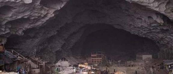 国内的“山顶洞人”，在洞穴生活百年，仅18名住户却允许近亲繁衍