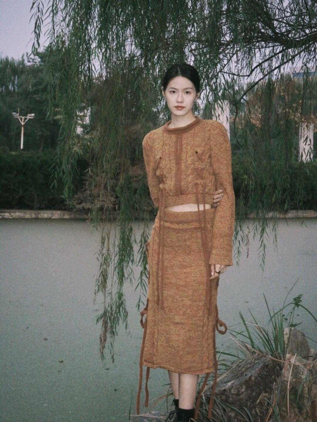 披肩 冬天也要认真打扮，内搭就选这些搭配，保暖舒适不臃肿