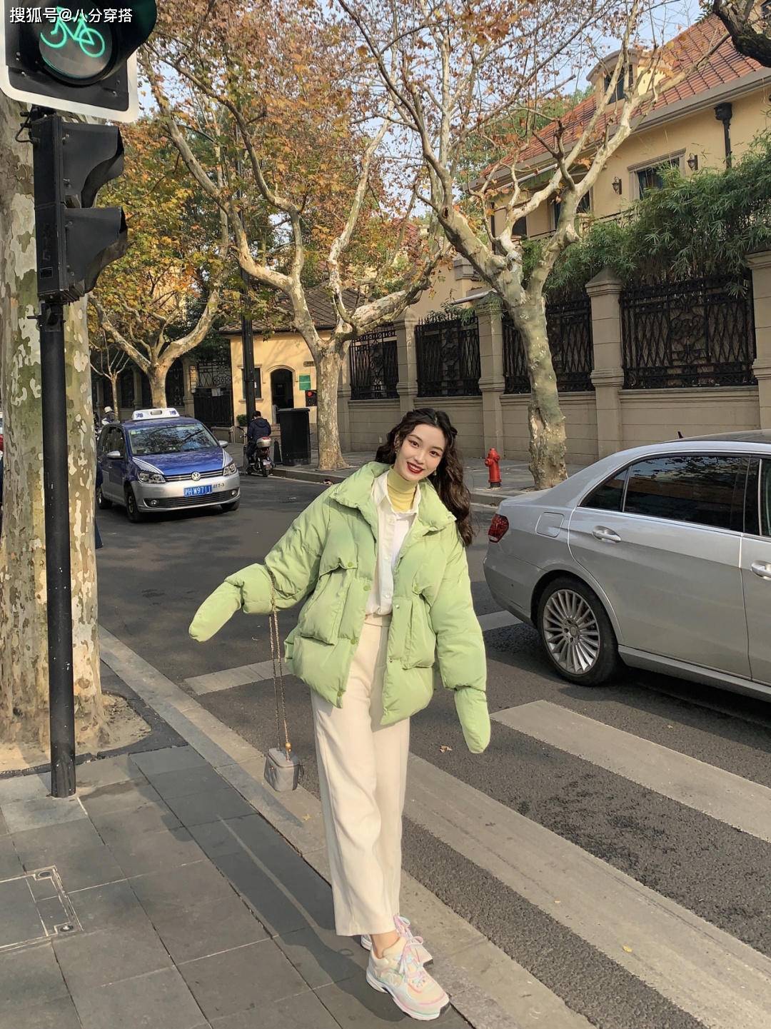 整体 降温后还是“面包服”保暖又洋气，这几款单品时髦百搭，美得高级