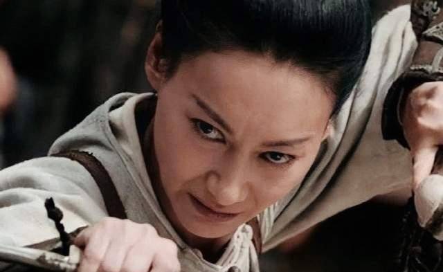 蒋勤勤|阵容强大，人设硬核？集齐“姨圈美人”的《当家主母》为何翻车？