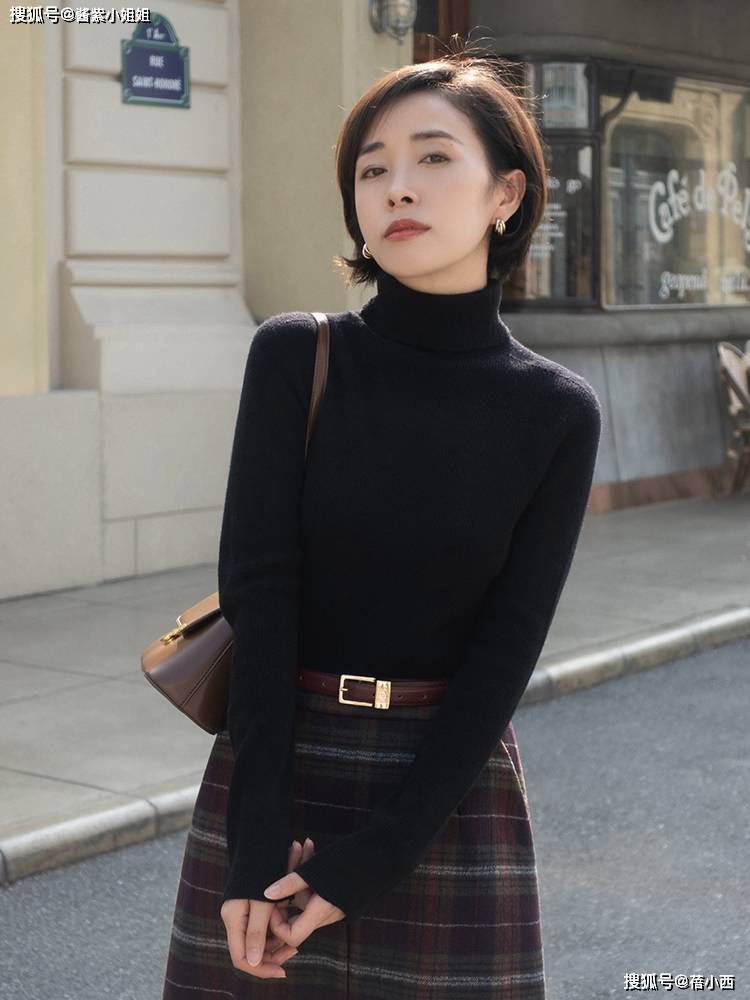 颜色 普通人怎样穿毛衣才显贵?时髦精的搭配分享来了,高级到骨子里