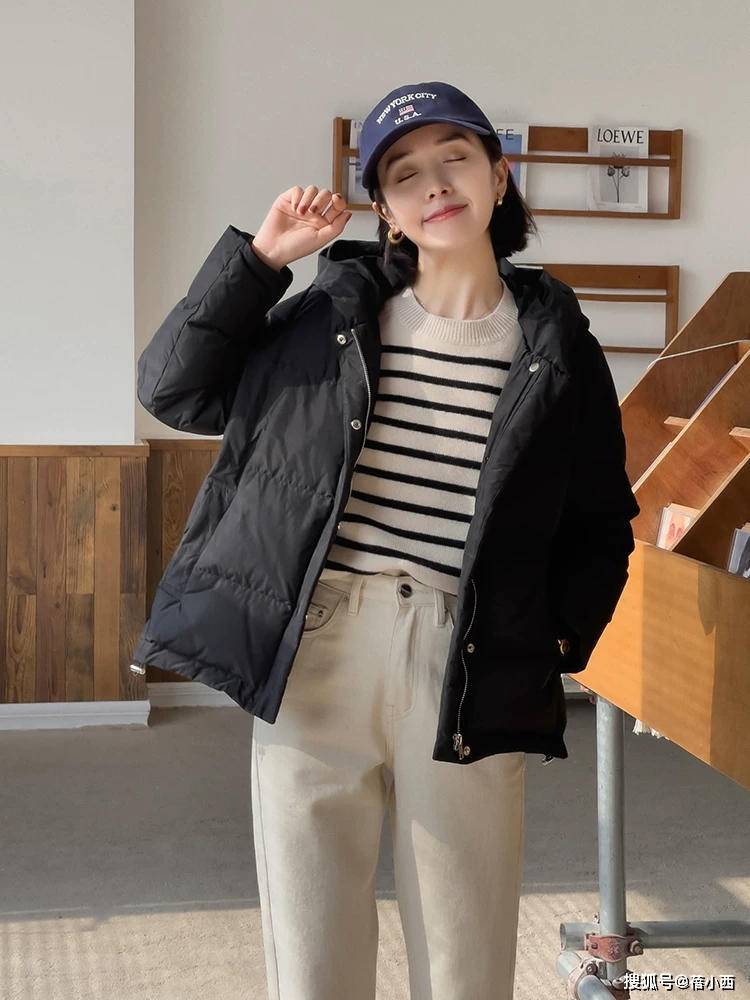 整体 冬季穿羽绒服不怕冷，选这5款就够了，配毛衣、牛仔裤时髦又洋气