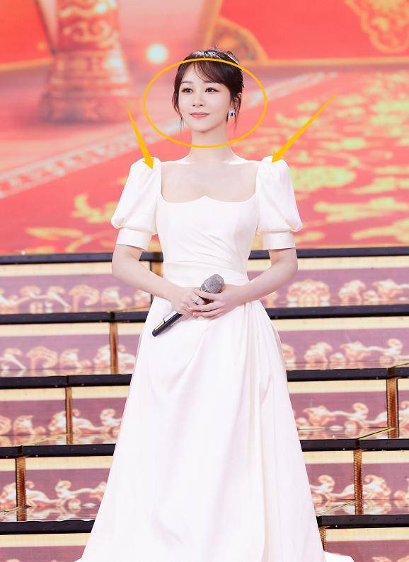 刘雨昕 杨紫刘雨昕同台，卸妆水镜头生图下，92斤和96斤相差这么大