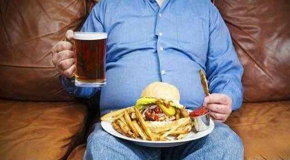 白萝卜|引发糖尿病的5个常见“诱因”，不妨了解下，早知道，早预防