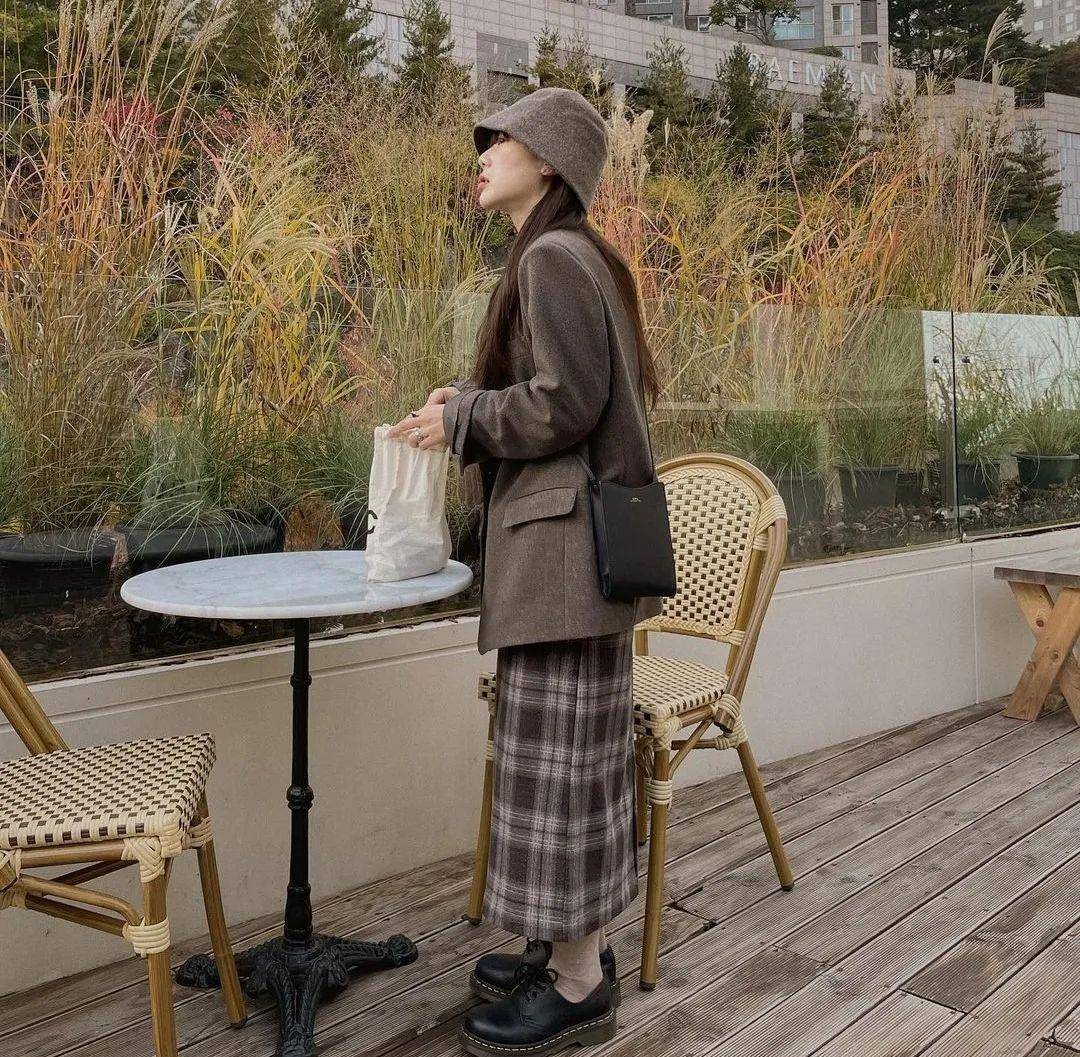 三孔 今年冬季马丁靴失宠了！这双鞋2021必穿！