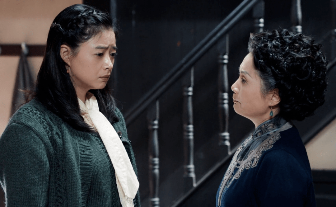 幻想身材丰满，眼窝明显脸干瘪，这11位大龄女星打碎我对少女的幻想