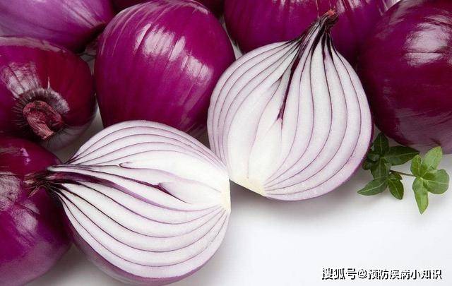 血糖|25岁姑娘血糖从11.9到5.7，是怎么做到的？或常吃这3种食物有关