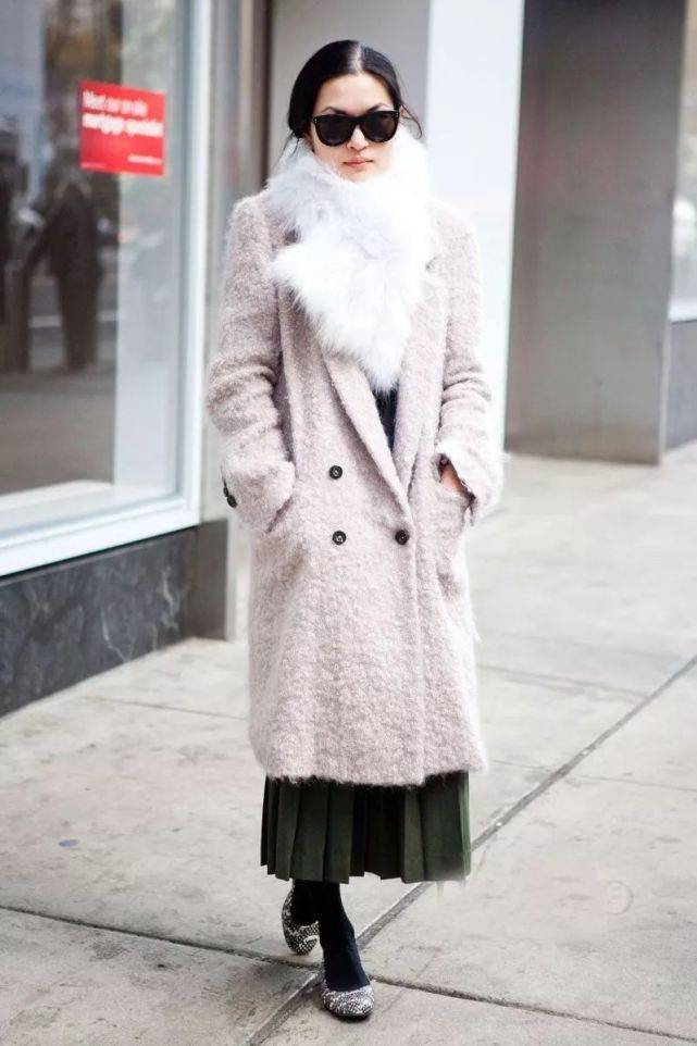 黑色 冬天大衣、羽绒服+围巾才是YYDS!随便凹出森系少女感，气质大提升