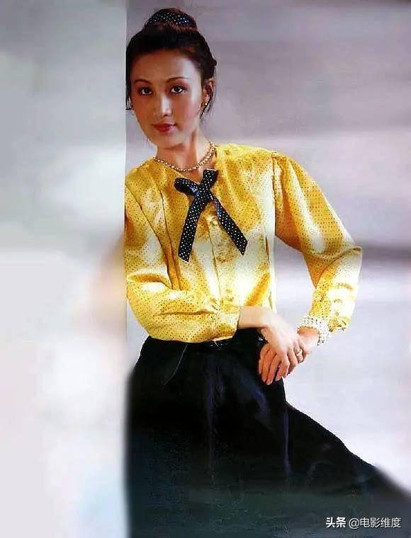 14岁的她是年龄最小的渡江英雄_他是国家一级演员，因拍戏与丈夫结缘 