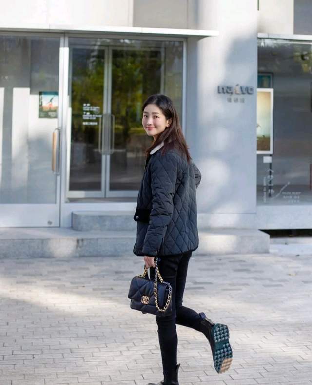 服装 为什么你的日常穿搭很土？选对外套太重要了，轻松摆脱路人感