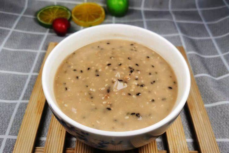 加入适量|小寒后，用这4样简单一炒，一次做好密封起来，香甜浓稠又饱腹