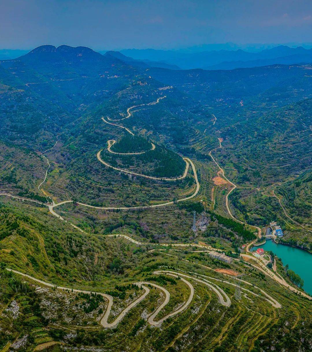 景区|太震撼！济南藏着几条盘山公路，每一条都会让老司机“欲罢不能”！