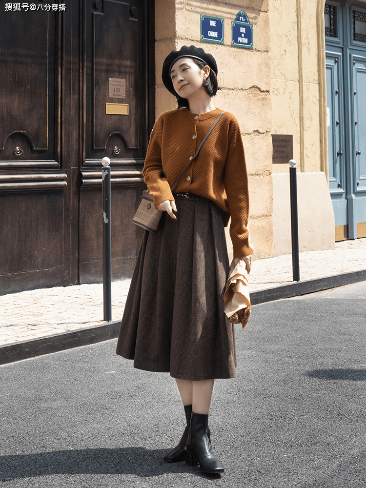 身材 小个子冬天靴子怎么选？这双“低跟短靴”更适合，保暖舒适又百搭