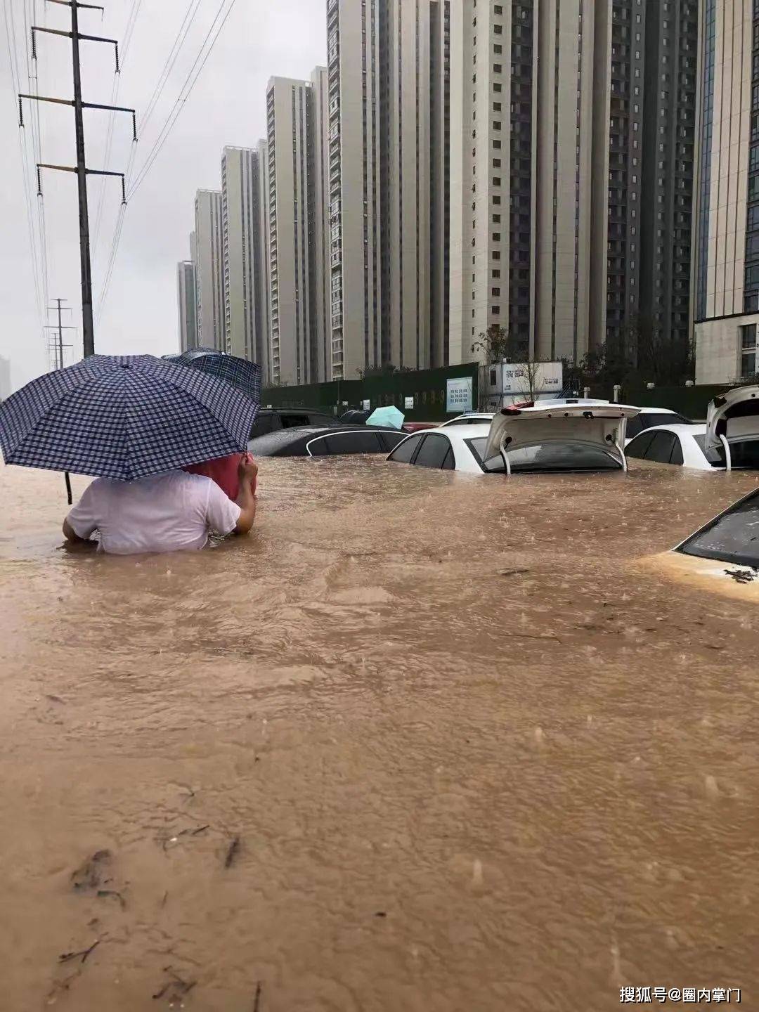 原创关于郑州的记忆有两次第一次为了挽留你第二次是参加720救援