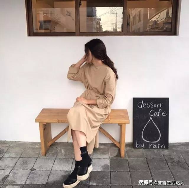 交往 懒女孩注意！三种“约会穿搭”公式，不需再翻箱倒柜找衣服