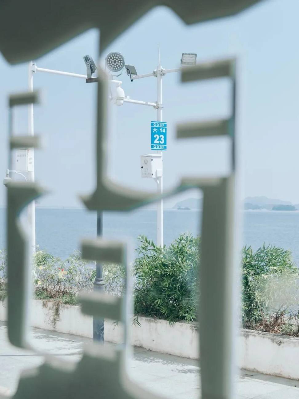 深圳能看海的图书馆，180度的观海视野，地铁8号线直达