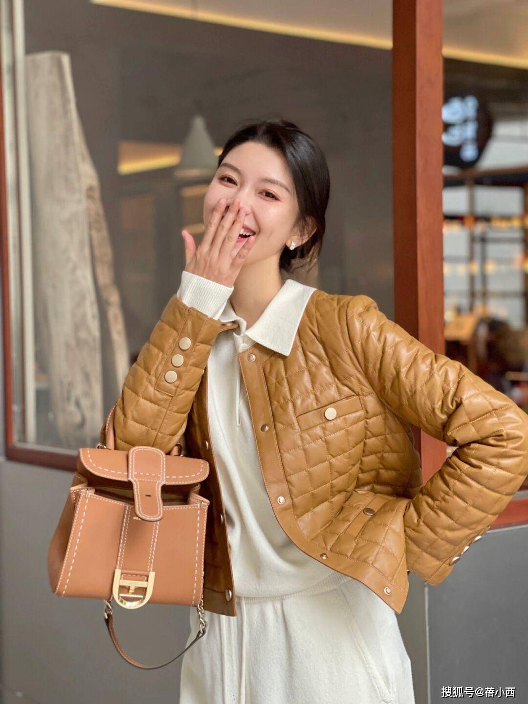 黑色 冬季耍帅就选“皮衣外套”，这4款正受宠，轻松驾驭无压力