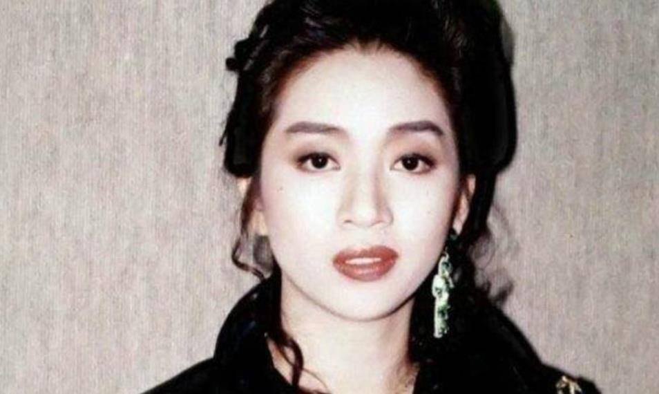 片段|电影《梅艳芳》，哪怕是记录，也应该有属于她的情绪