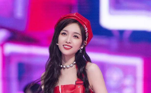 言一|“撒谎成性”吴宣仪：曾言一天喝8杯奶茶，后竟澄清是为治疗贫血