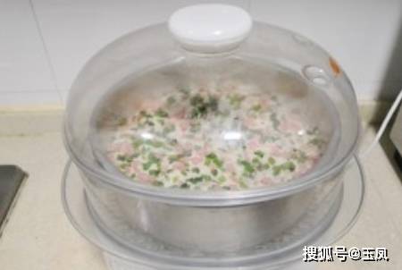 葱花|冬天早餐吃它最合适,不煎不烤,加火腿上锅一蒸,出锅全家抢着吃