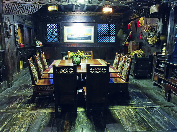 昆明“玛吉阿米·香格里拉藏族风情宫”餐厅的民族团结故事