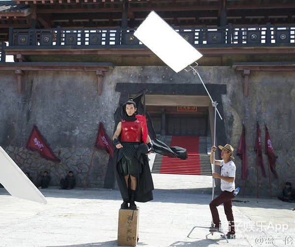 什么|马戴美瞳画眼线？太子妃升职记的马后期合成，骑马戏都是这么拍？！