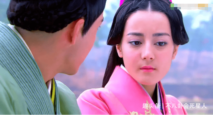 女神5位高颜值女神，一穿上古装就违和，远离古装是最正确的决定