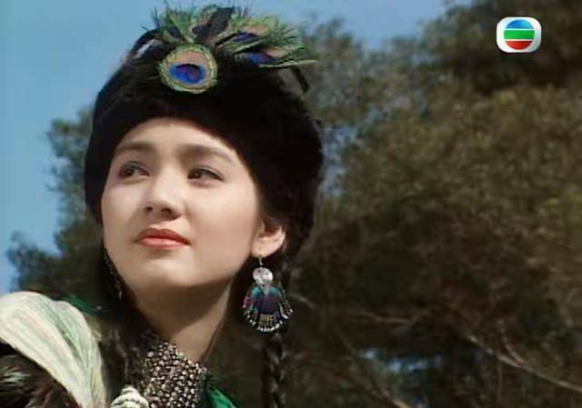 曾华倩 异域扮相好看的古装美人，只服这20位，辨识度高不说还灵气逼人