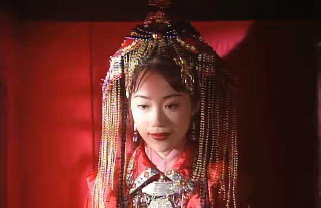 曾华倩 异域扮相好看的古装美人，只服这20位，辨识度高不说还灵气逼人