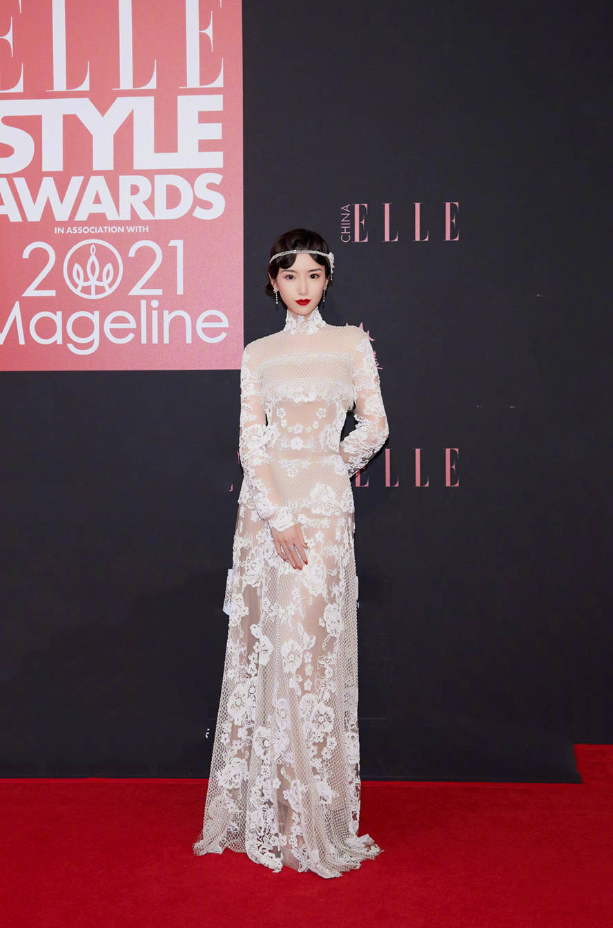 时装 75位明星的ELLE时装造型,王源、热巴,关晓彤,身心造型惹人爱