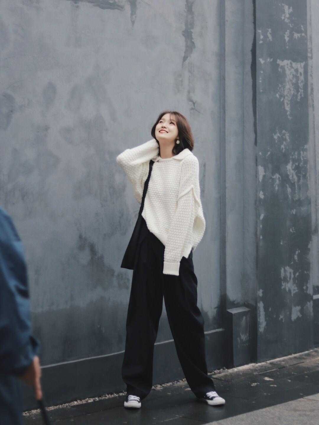 身材 微胖女生冬天怎么选裤子？这几条裤子遮肉显瘦又百搭，冬天穿刚好