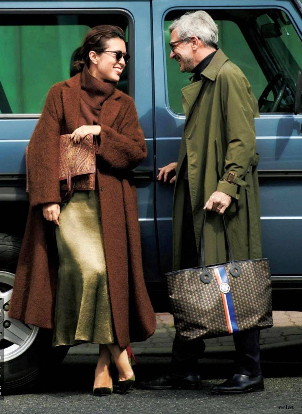 老公 50岁女人别总穿休闲装,学学日本阿姨的穿搭,难怪老公那么宠她