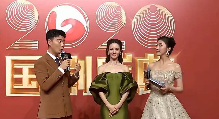 盛典 国剧盛典生图下的女星：关晓彤臃肿似发福，谭松韵30岁依旧少女
