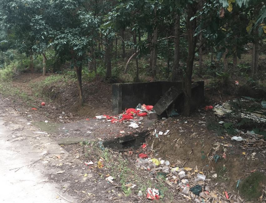 贵州又一景区"自食恶果",环境脏乱差惹游客不满,终受拆牌处理